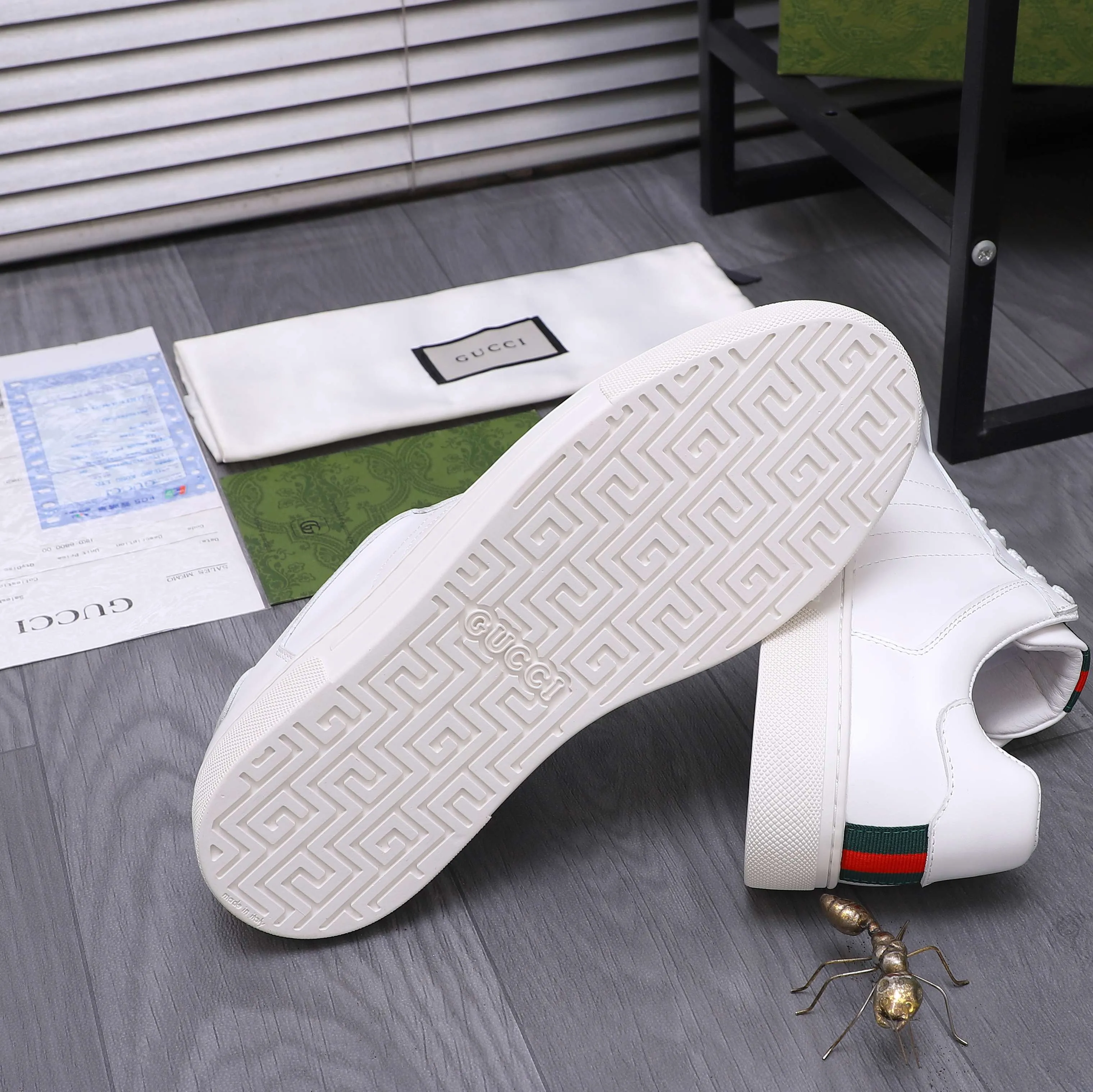 Men's shoes 💰p400 Product trademark: GUCCI "Gucci" casual lace-up men's shoes Regular size: 38-45 (45 is custom-made and non-returnable) Product materials: Selected high-quality cowhide upper, pigskin lining, original rubber outsole
